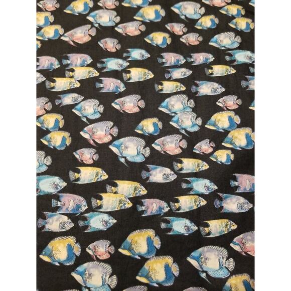 Tori Richard Men's L Hawaii Cotton Lawn Shirt All Over Fish Print Short Sleeves - Picture 2 of 10